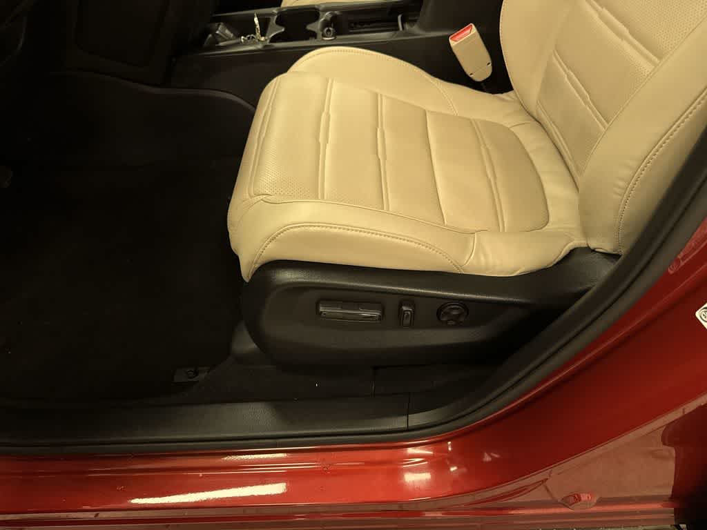 Honda CR-V Touring 2017
