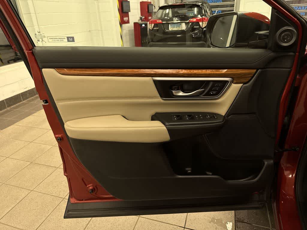 Honda CR-V Touring 2017