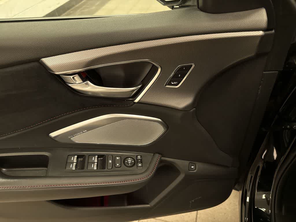 Acura RDX 2023 con paquete A-Spec Advance