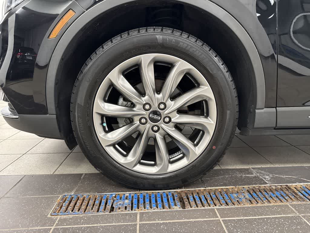 Lincoln Corsair Standard 2021