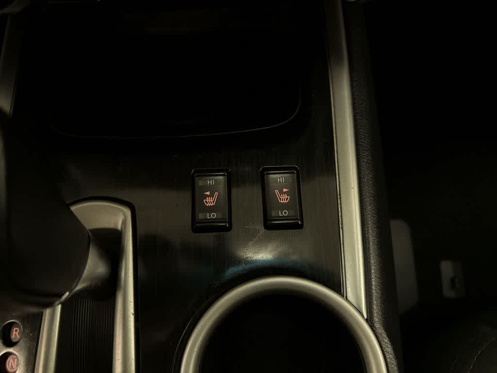 Nissan Pathfinder SV 2016