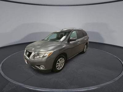 Nissan Pathfinder SV 2016