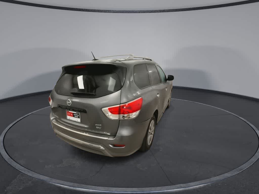 Nissan Pathfinder SV 2016