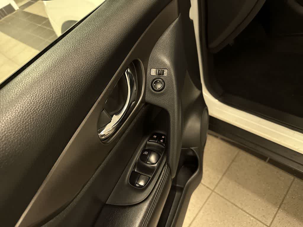 Nissan Rogue SV de 2014