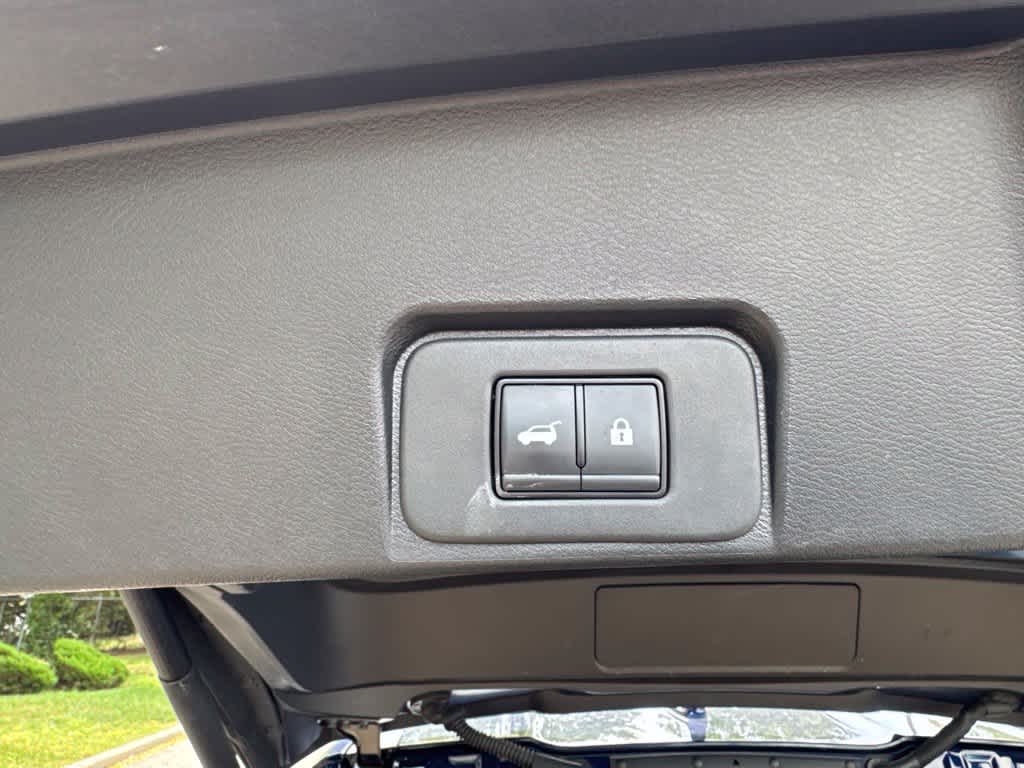 Nissan Rogue SV 2025