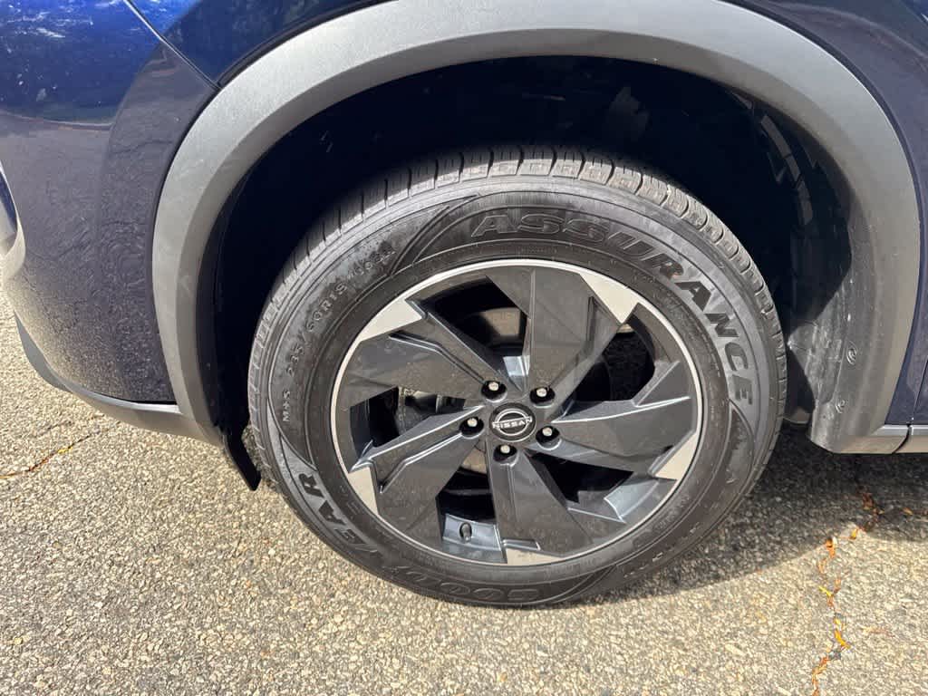 Nissan Rogue SV 2025