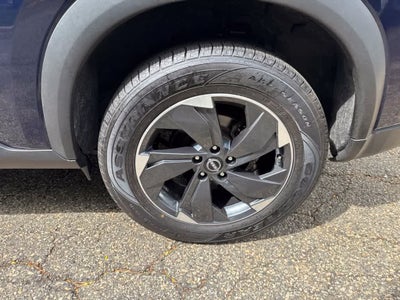 Nissan Rogue SV 2025