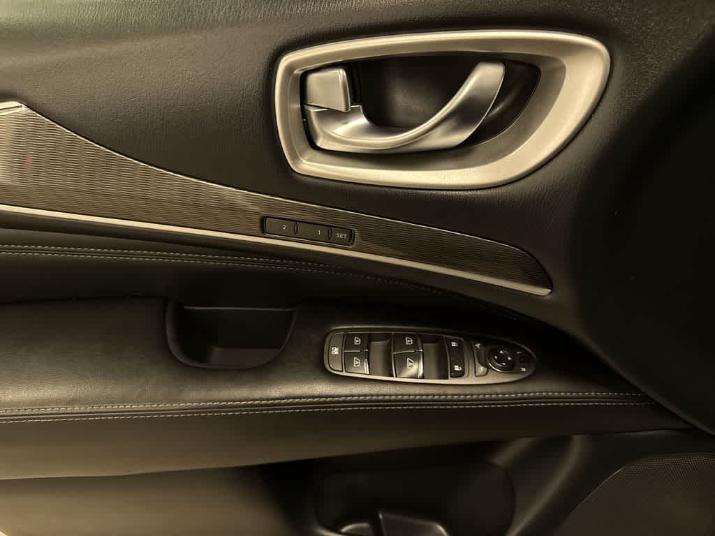 INFINITI QX60 LUXE 2019