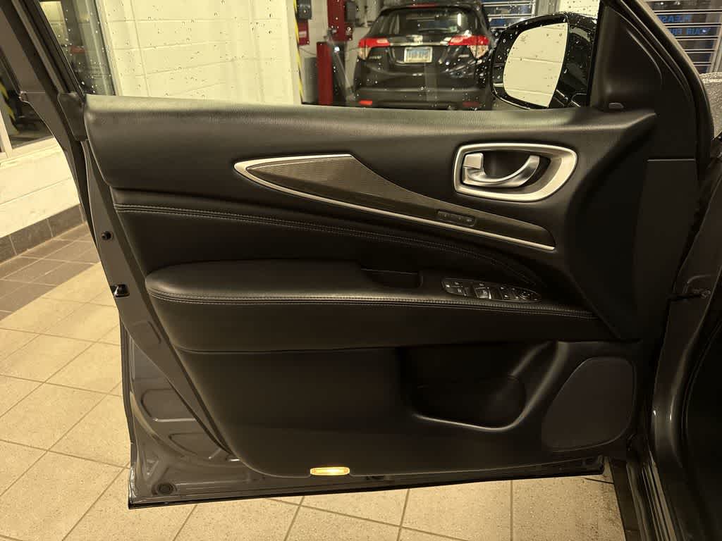INFINITI QX60 LUXE 2019