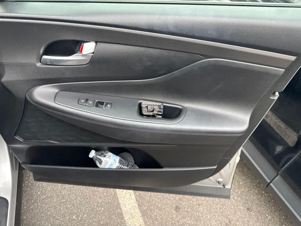 Hyundai Santa Fe SE 2020