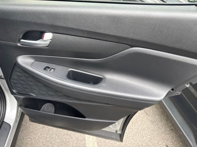 Hyundai Santa Fe SE 2020