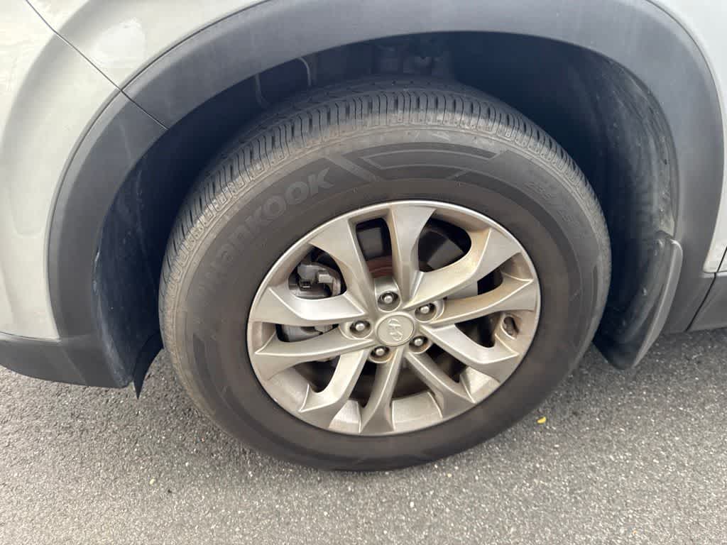 Hyundai Santa Fe SE 2020