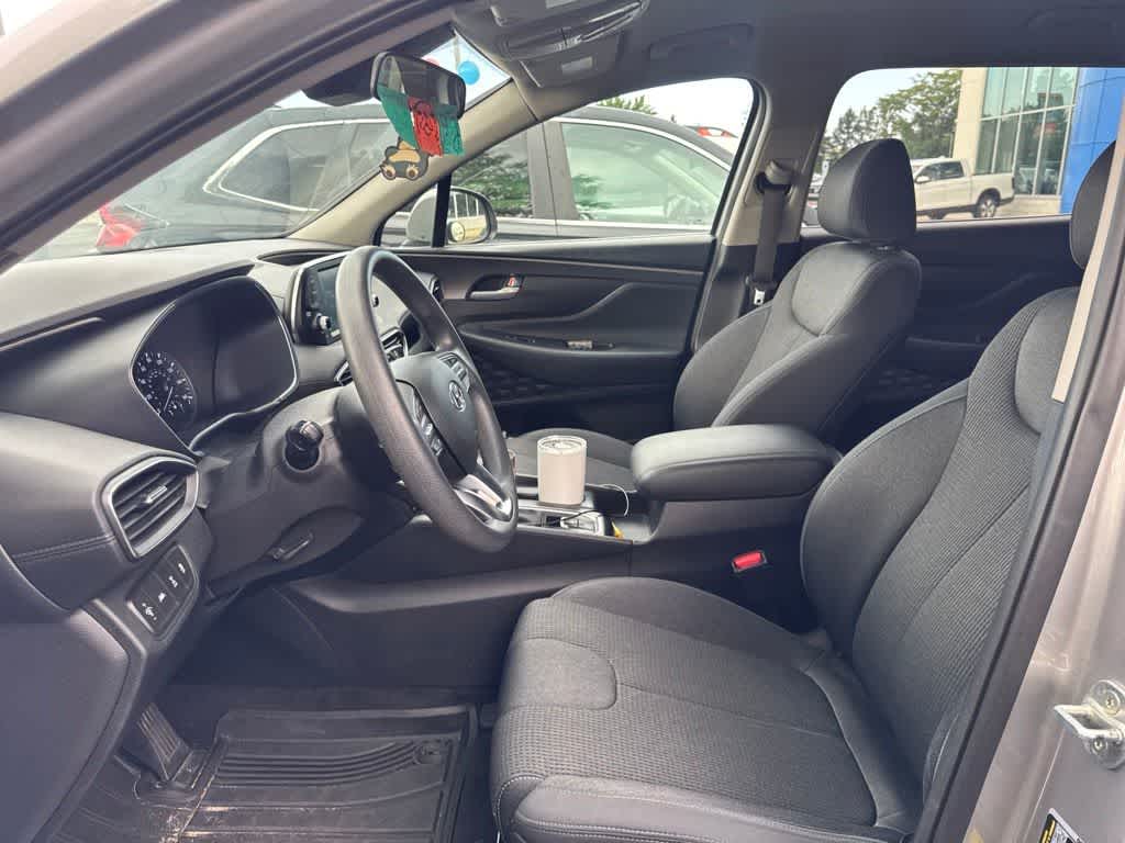 Hyundai Santa Fe SE 2020