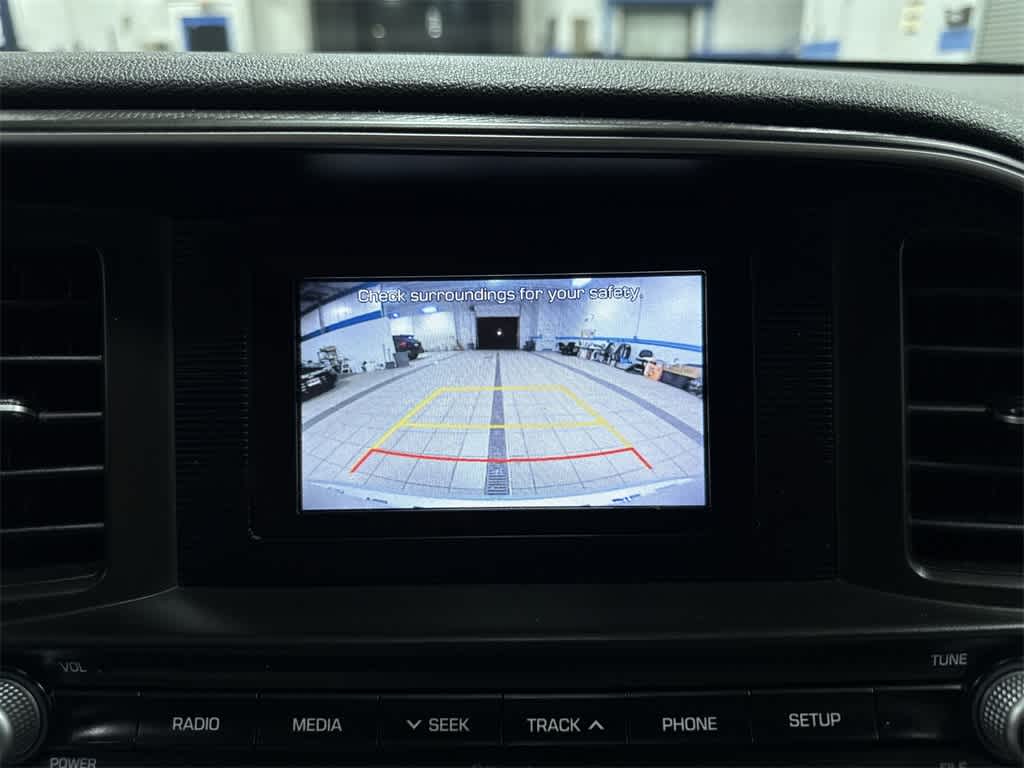 Hyundai Elantra SE 2020