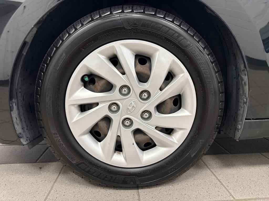 Hyundai Elantra SE 2020
