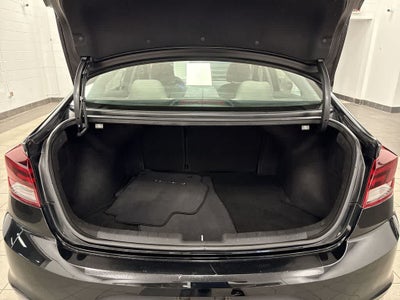 Hyundai Elantra SE 2020