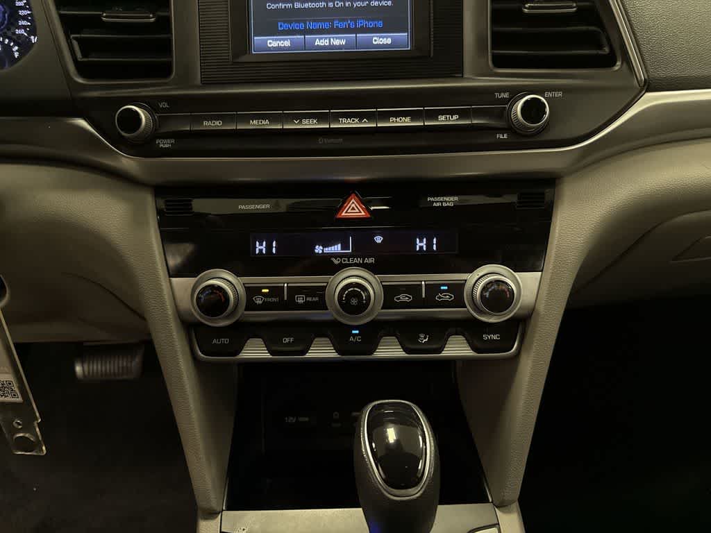 Hyundai Elantra SE 2020