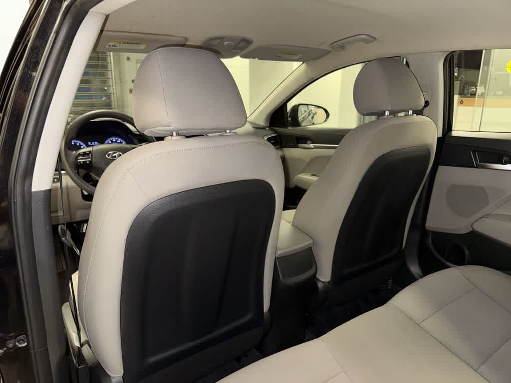 Hyundai Elantra SE 2020