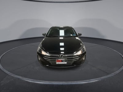 Hyundai Elantra SE 2020
