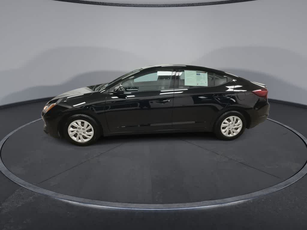 Hyundai Elantra SE 2020