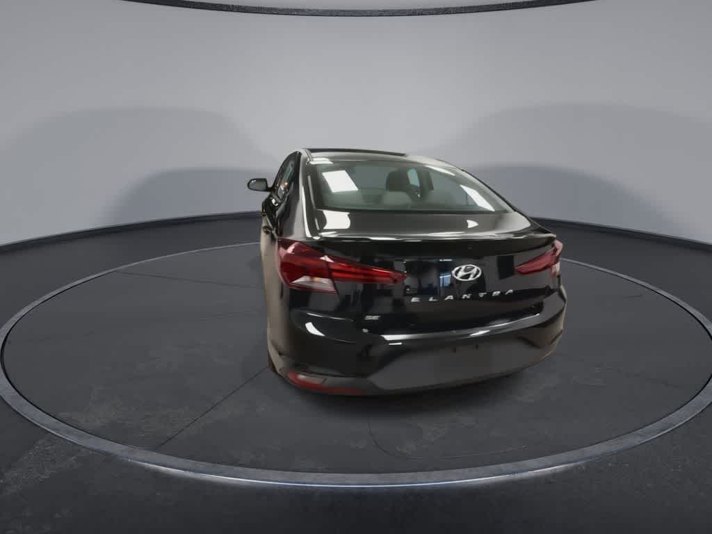 Hyundai Elantra SE 2020
