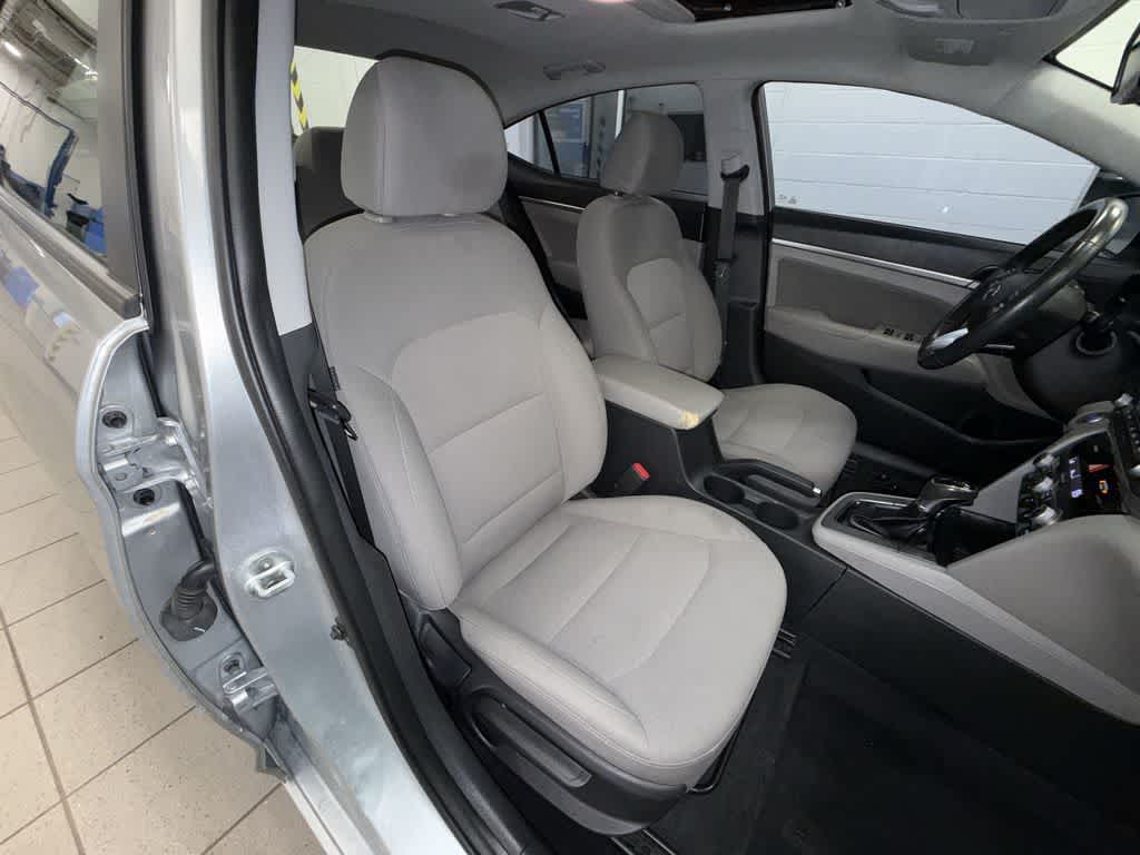 Hyundai Elantra Value Edition 2020