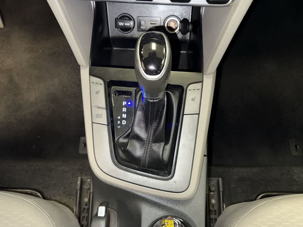 Hyundai Elantra Value Edition 2020