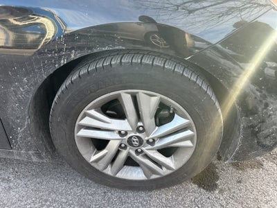 Hyundai Elantra Value Edition 2020