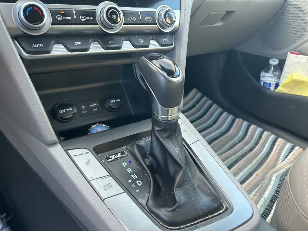 Hyundai Elantra Value Edition 2020