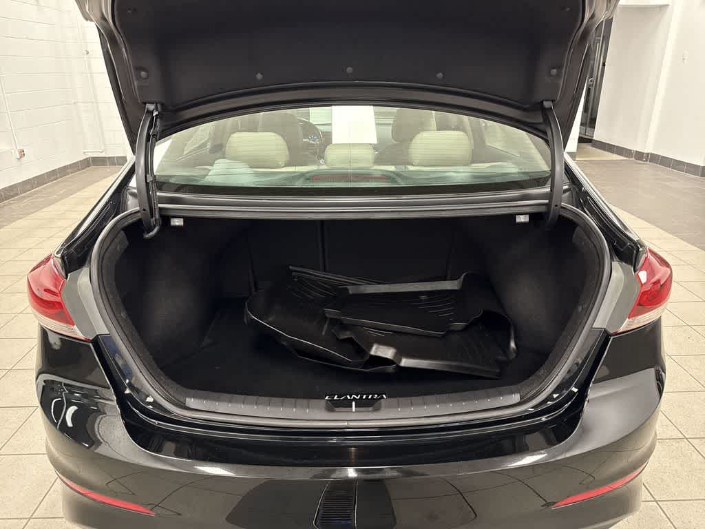 Hyundai Elantra Limited 2018