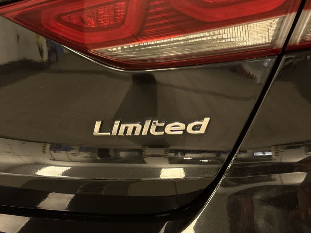 Hyundai Elantra Limited 2018