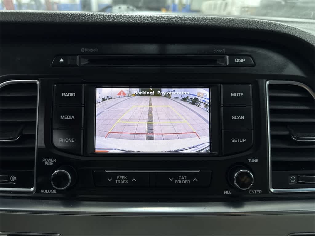 Hyundai Sonata 2.4L SE 2015