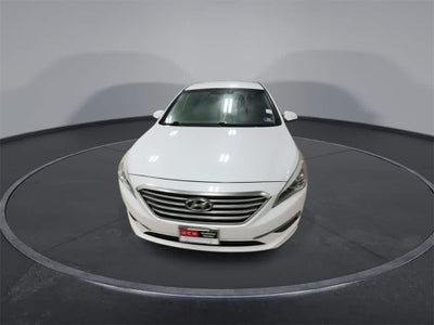 Hyundai Sonata 2.4L SE 2015