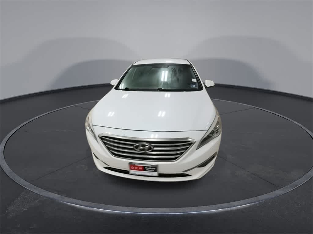 Hyundai Sonata 2.4L SE 2015