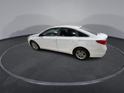 Hyundai Sonata 2.4L SE 2015