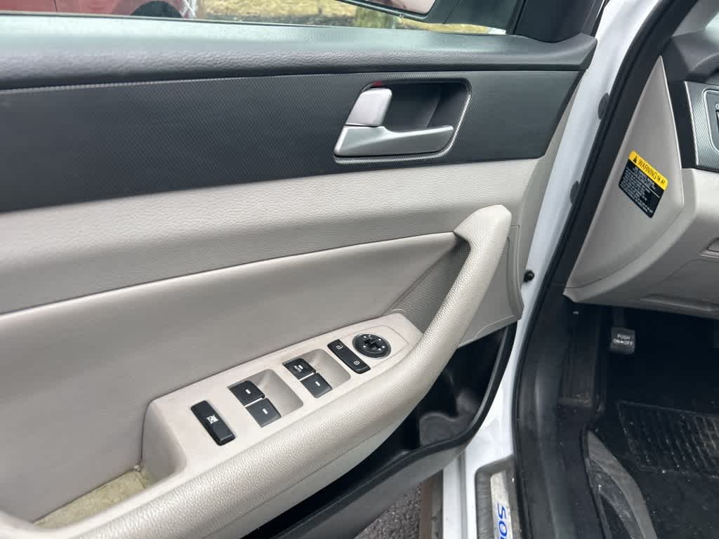 Hyundai Sonata 2.4L Sport 2016