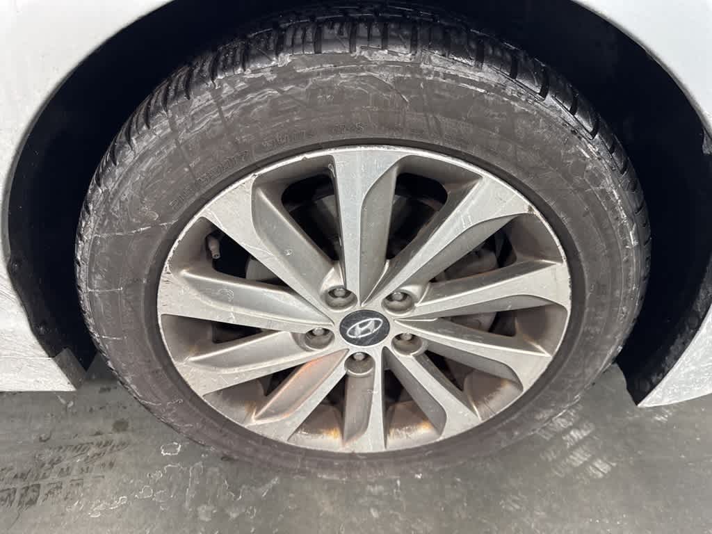 Hyundai Sonata 2.4L Sport 2015