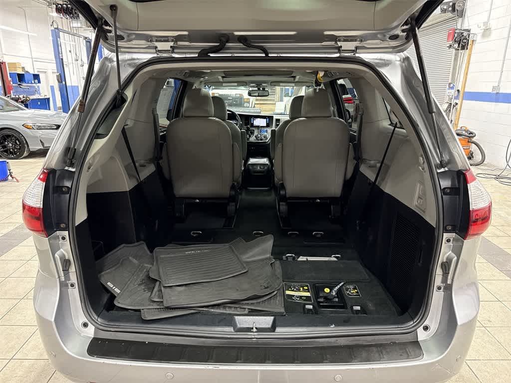 Toyota Sienna Limited Premium 2017