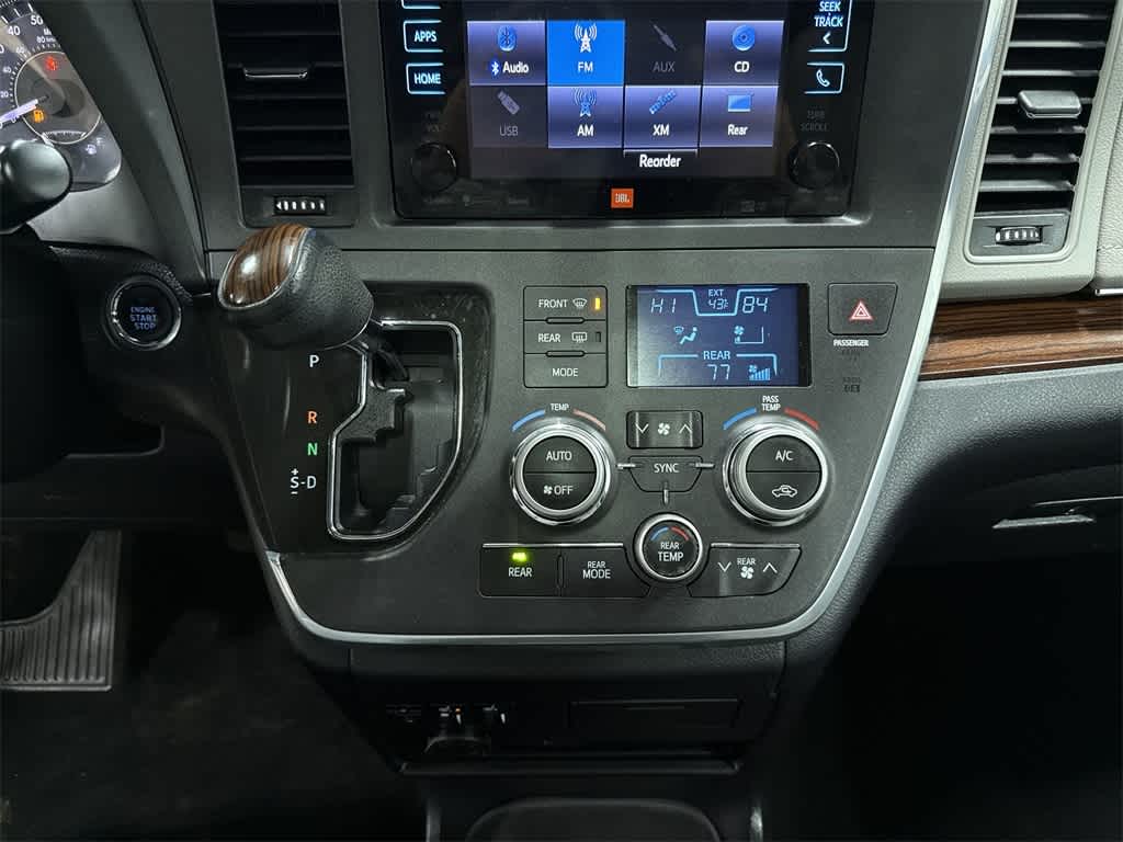 Toyota Sienna Limited Premium 2017