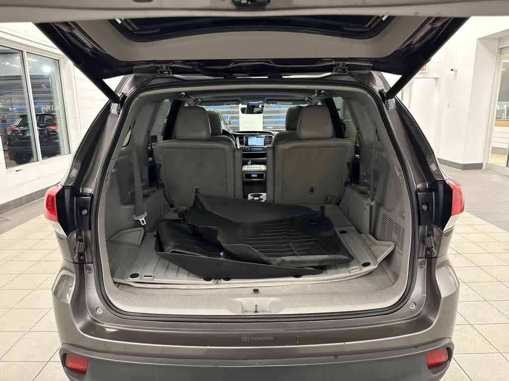 Toyota Highlander XLE 2017