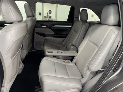 Toyota Highlander XLE 2017