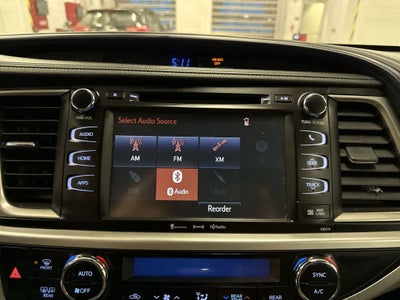 Toyota Highlander XLE 2017