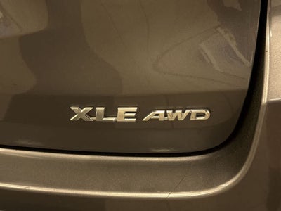 Toyota Highlander XLE 2017