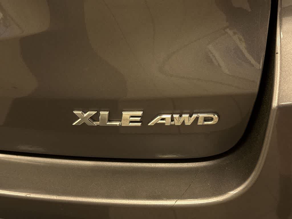 Toyota Highlander XLE 2017