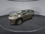 Toyota Highlander XLE 2017