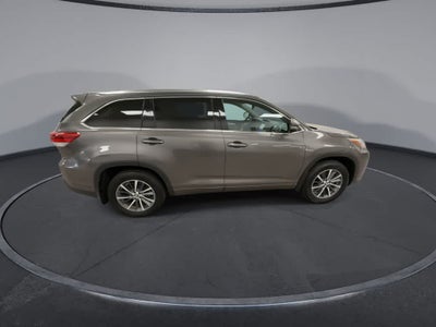Toyota Highlander XLE 2017