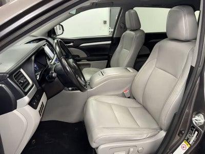 Toyota Highlander XLE 2017