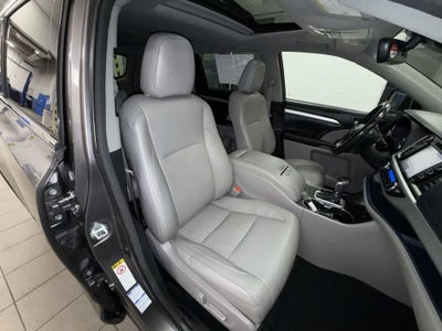 Toyota Highlander XLE 2017