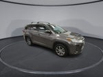 Toyota Highlander XLE 2017