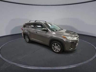 Toyota Highlander XLE 2017